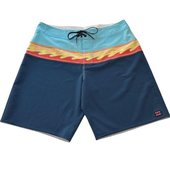 Billabong Momentum Pro Performance 19" Boardshorts Swim Trunks NWOT Mens Size 32 - Picture 2 of 11